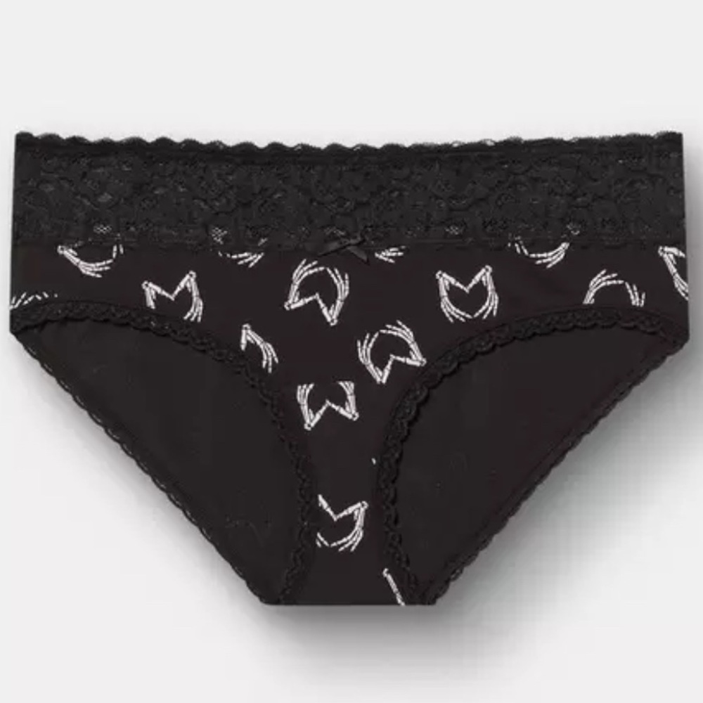 Torrid skeleton heart hands lace waist hipster panty, Torrid size 2